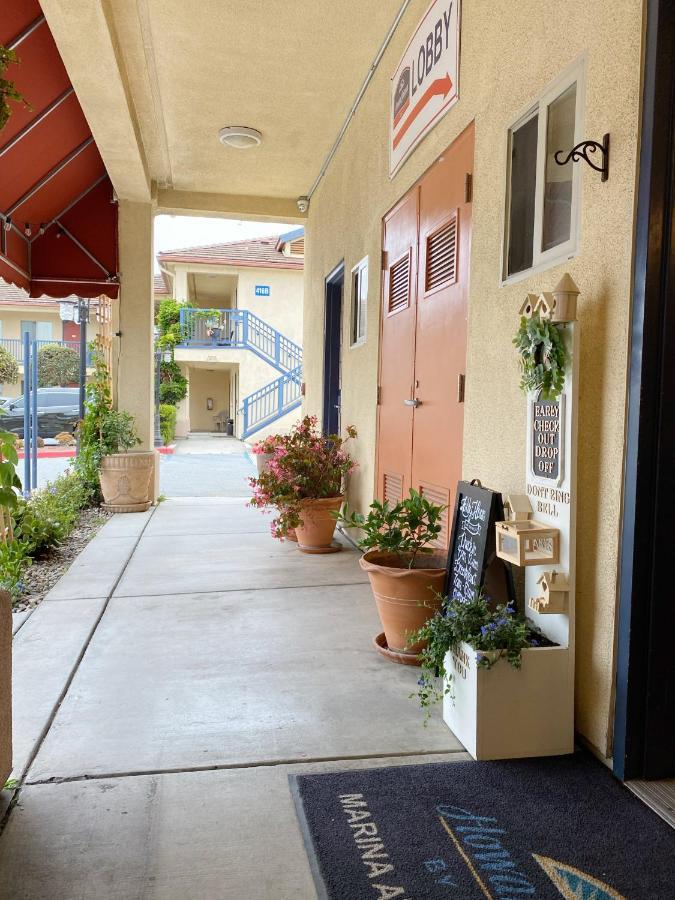 Monarch Valley Inn Marina At Monterey Bay Экстерьер фото