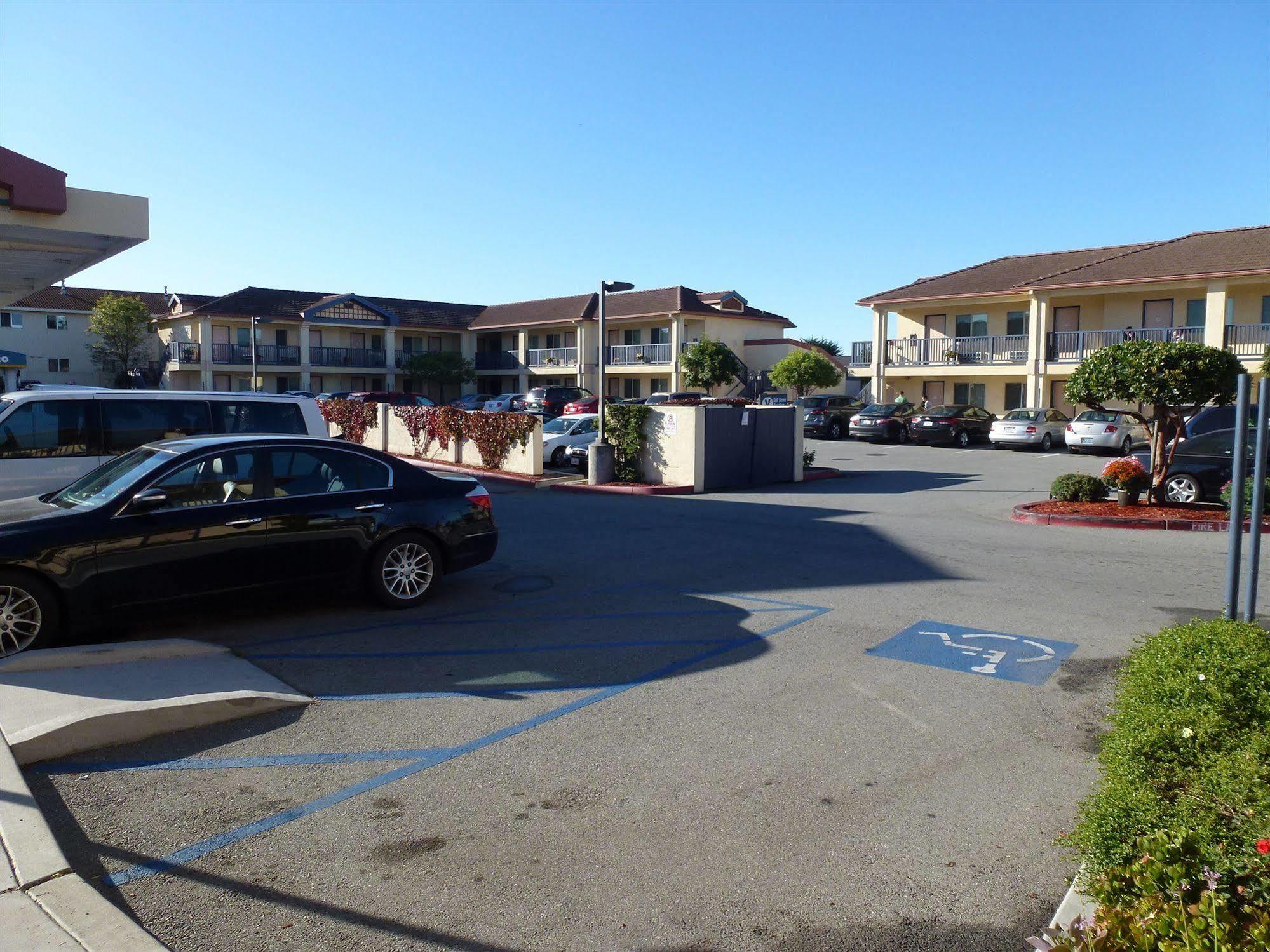Monarch Valley Inn Marina At Monterey Bay Экстерьер фото